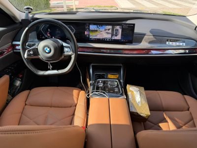 BMW 7-Series 2025